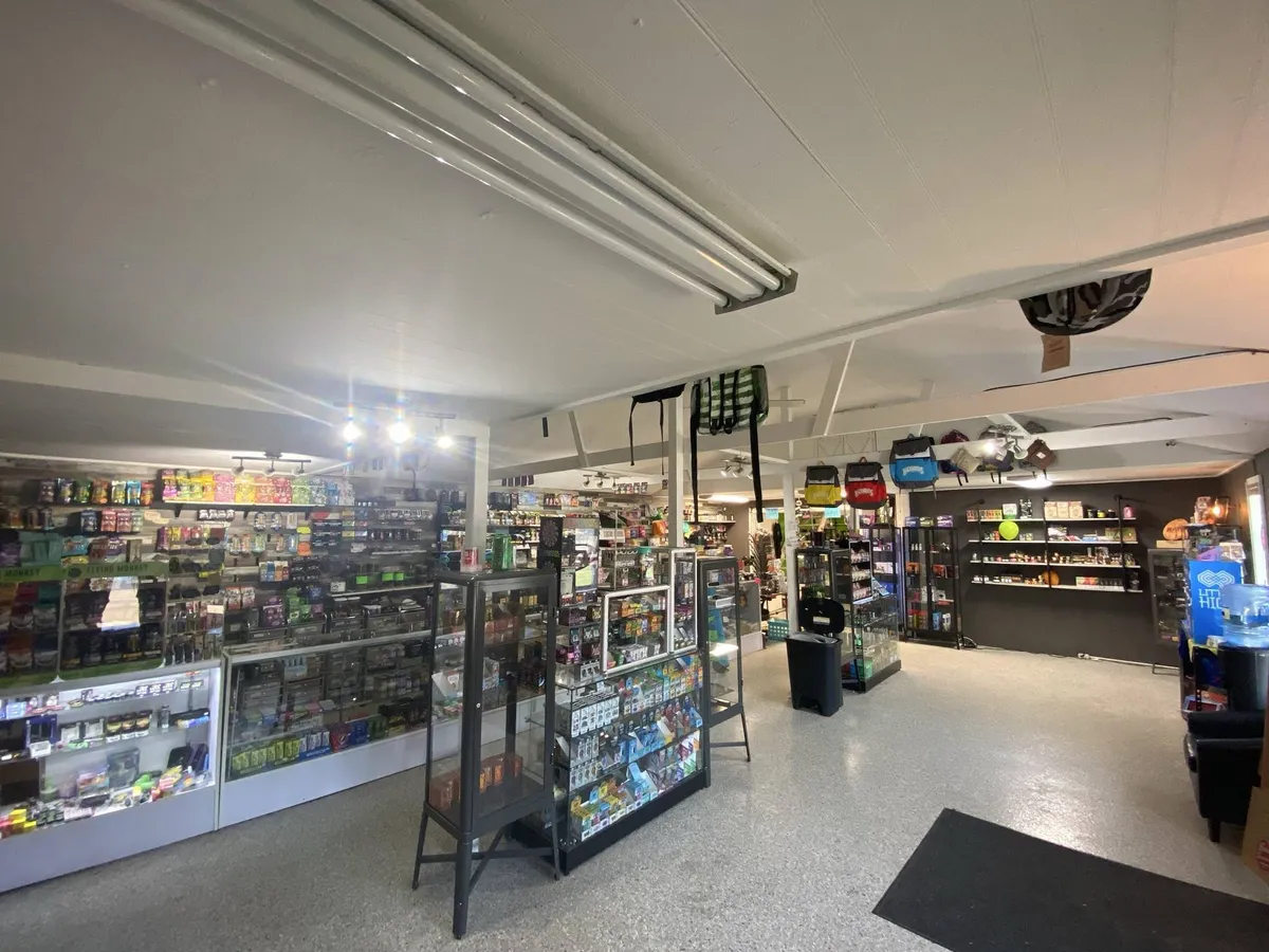 Inside the Holy Smokes De Pere store